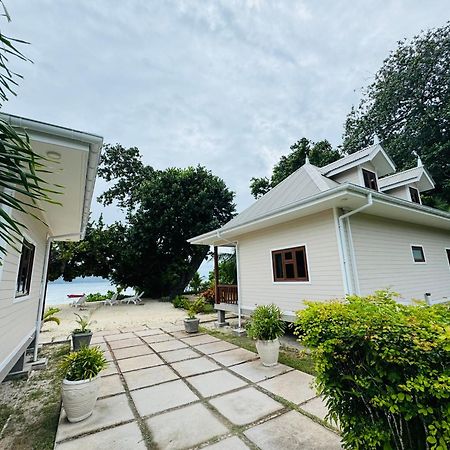 Digwa Beach Chalet Isola di Isola di La Digue Esterno foto