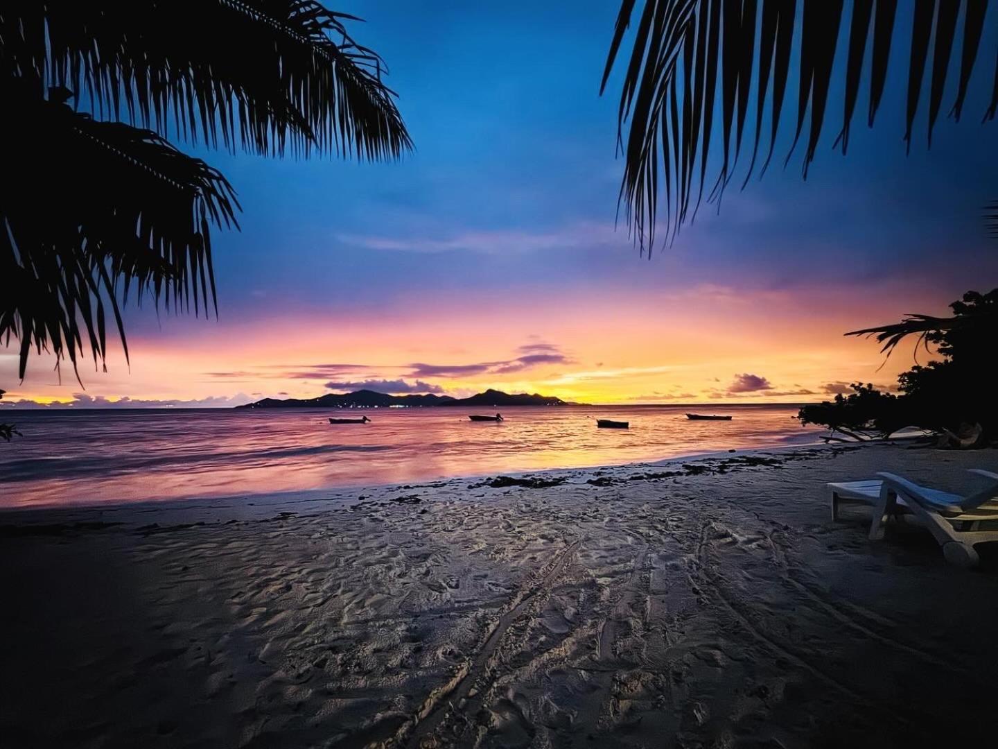 Digwa Beach Chalet Isola di Isola di La Digue Esterno foto